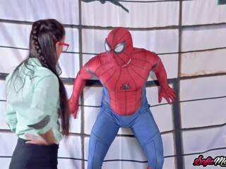 Puma medus sofie marie sucks spider man’s didžiulis | xhamster