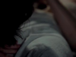 Hayley atwell нудисти секс филм сцена в на pillars на на earth