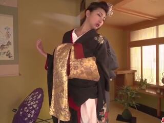 Máma jsem rád šoustat bere dolů ji kimono pro a velký čurák: volný vysoká rozlišením x jmenovitý film 9f