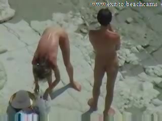 Spionaggio libidinous coppia a nuda spiaggia