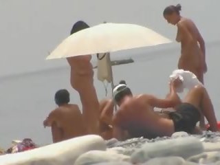 Nuda spiaggia 4