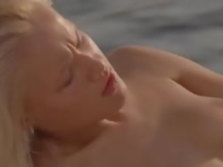 귀여운 예술 섹스 비디오 에 그만큼 요트