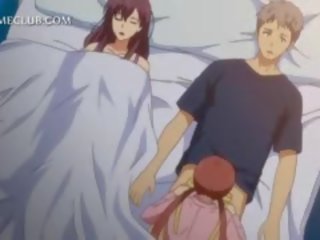 Adoleshent 3d anime vogëlushe luftuar mbi një i madh pecker